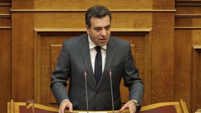 Κόνσολας: Η κυβέρνηση έχει αφήσει τον τουρισμό στον αυτόματο πιλότο