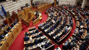 Βουλή: Κατατέθηκε τροπολογία για ταχύτερη εκδίκαση ποινικών υποθέσεων που αφορούν βουλευτές