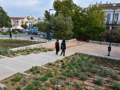 Δ.Αθηναίων: Ανακατασκευάστηκε η πλατεία Θησείου στην αρχαιολογική «καρδιά» της πόλης