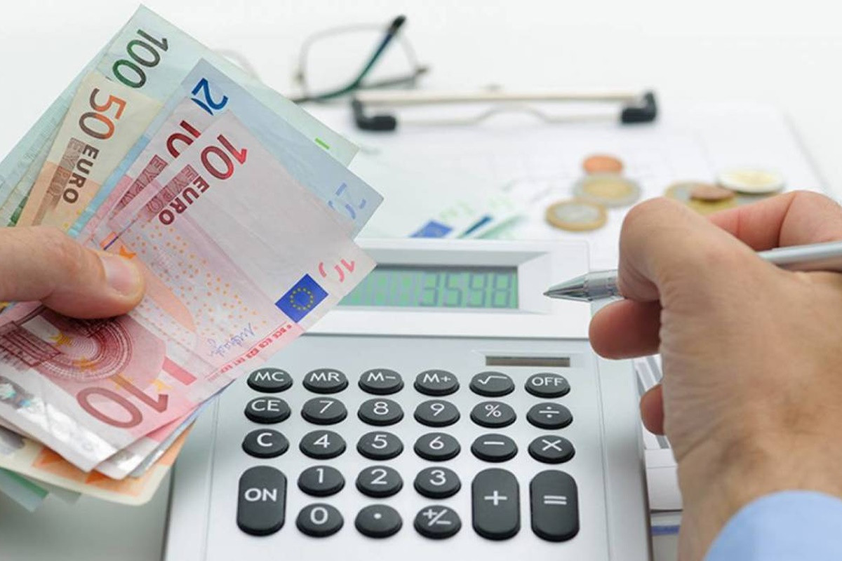 Έμμεσοι φόροι, ακρίβεια και ανισότητες: Επικίνδυνο «κοκτέιλ» για τους ευάλωτους