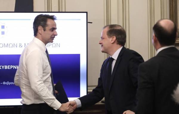 Επί τάπητος τα έργα του 2020 στη συνάντηση Μητσοτάκη-υπ. Υποδομών
