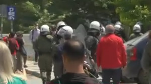Επεισόδια και πάλι στο ΑΠΘ με πέτρες και δακρυγόνα (video)