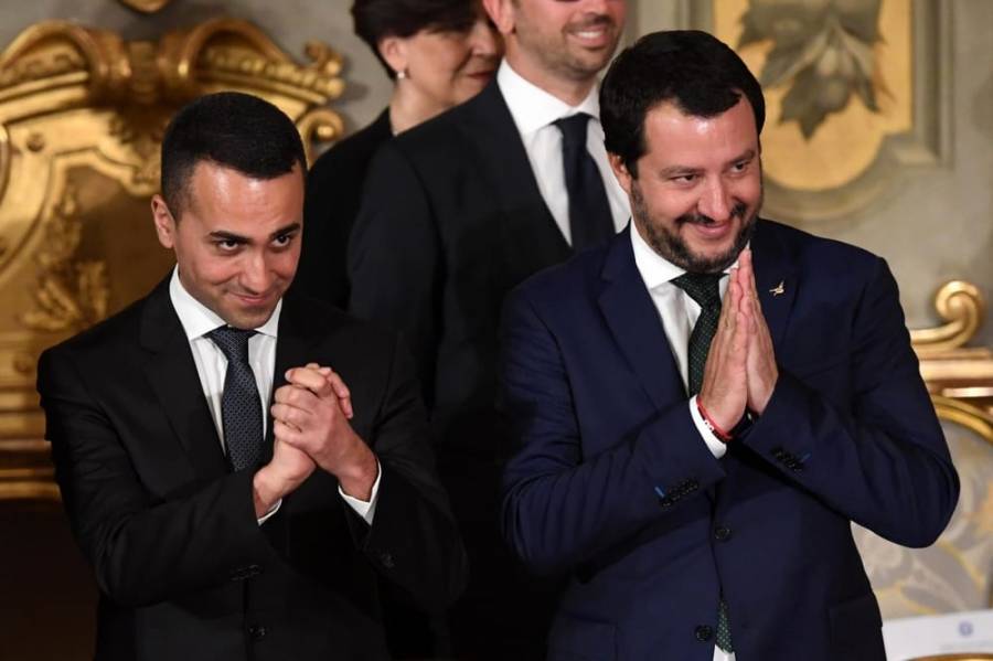 Η Ρώμη βάζει στον «πάγο» επίμαχα κοινωνικά μέτρα