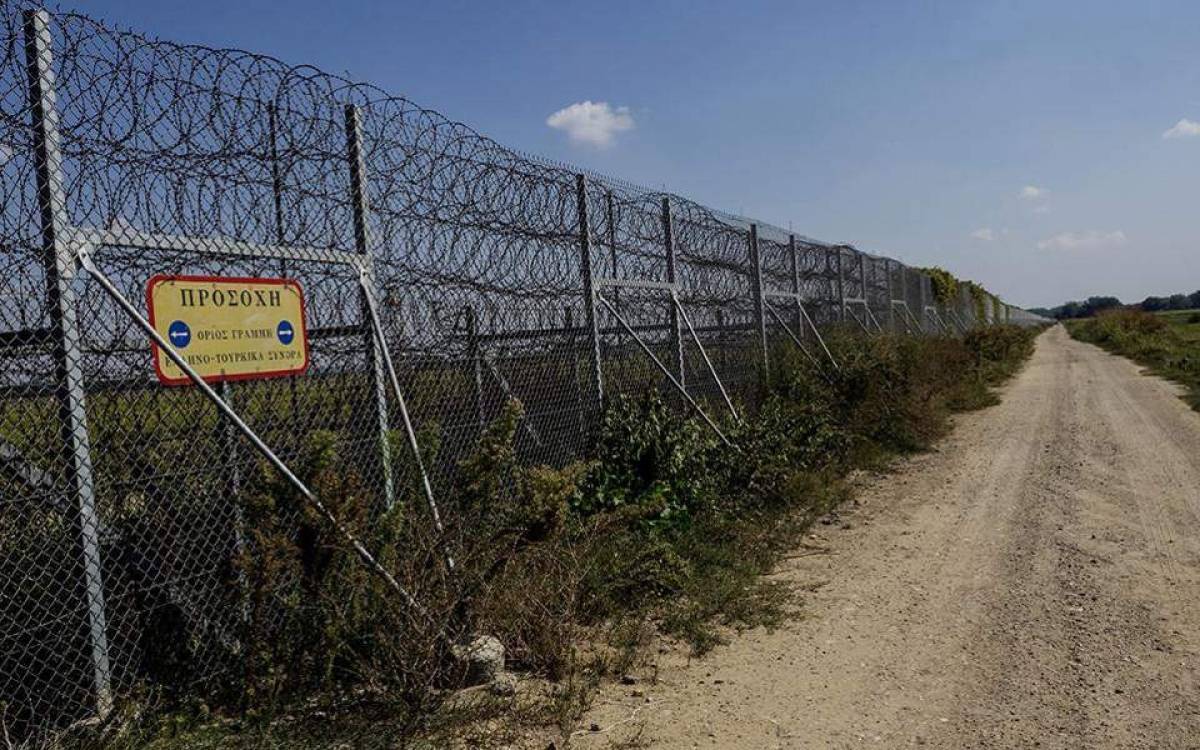 Χρυσοχοΐδης: Πραγματικότητα σε λίγους μήνες ο φράκτης στον Έβρο