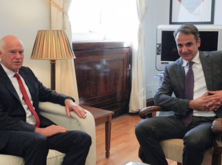 Μαξίμου και Κουμουνδούρου κάνουν σενάρια εν αναμονή Γιώργου