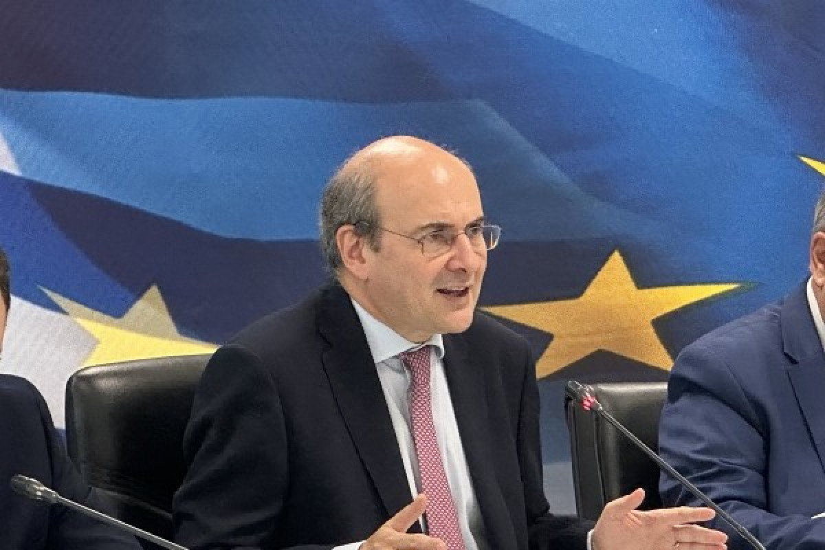Χατζηδάκης: Το τραπεζικό σύστημα μπορεί να συντελέσει σοβαρά στην ανάπτυξη