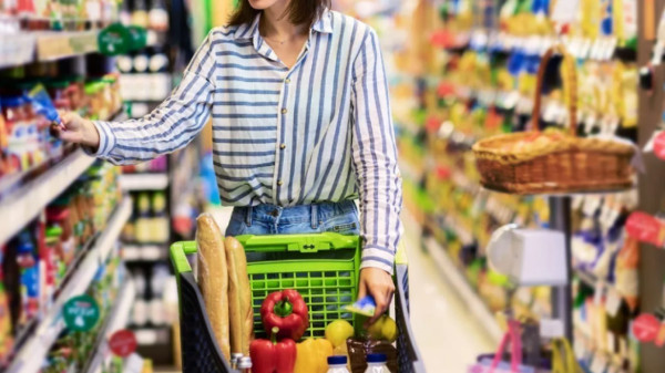 ΙΕΛΚΑ: 40% των καταναλωτών έχουν αγοράσει απ'το «καλάθι του νοικοκυριού»