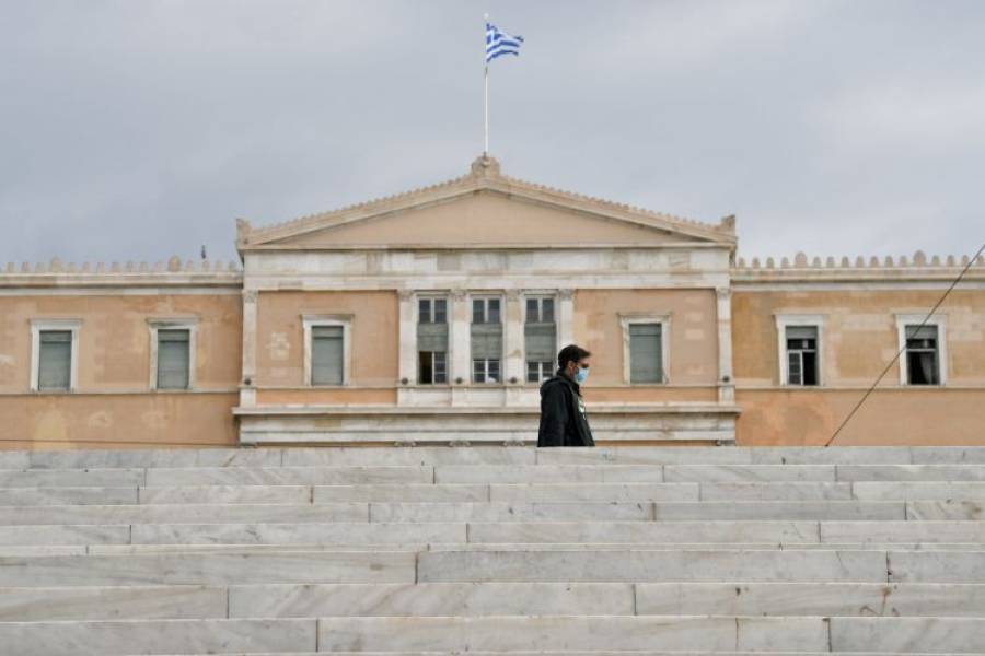 Lockdown: Όλα τα νέα μέτρα-Οι αλλαγές στα SMS (videos)