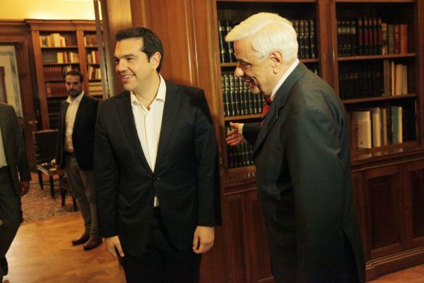 Συμβούλιο πολιτικών αρχηγών: Ξεκίνησαν οι αφίξεις-Σε εξέλιξη η σύσκεψη