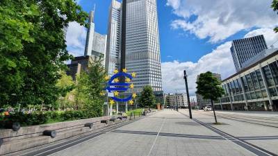Η ΕΚΤ επεξεργάζεται πρόγραμμα αγοράς ομολόγων… απόγονο του ΡΕΡΡ