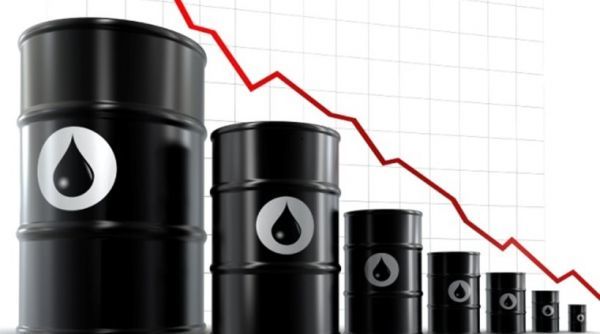 Μειώθηκαν για τέταρτη συνεχόμενη ημέρα οι τιμές του πετρελαίου