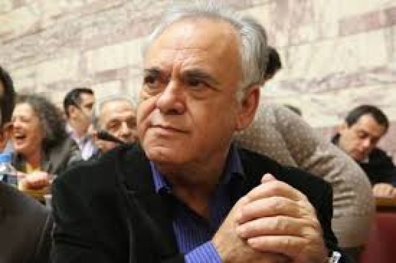 Δραγασάκης: Μας είπαν "ή υπογράφετε νέο μνημόνιο ή χρεοκοπείτε"