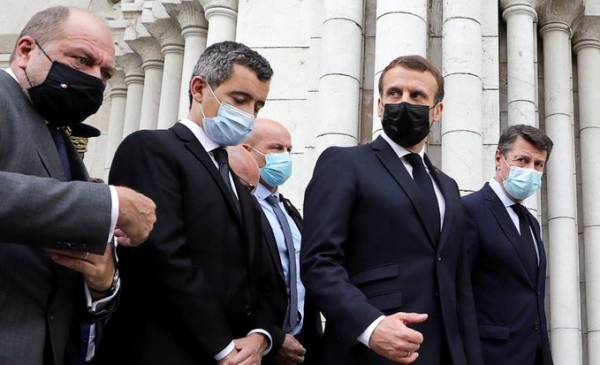 Μακρόν από Νίκαια: Η Γαλλία δέχεται επίθεση ισλαμιστών τρομοκρατών