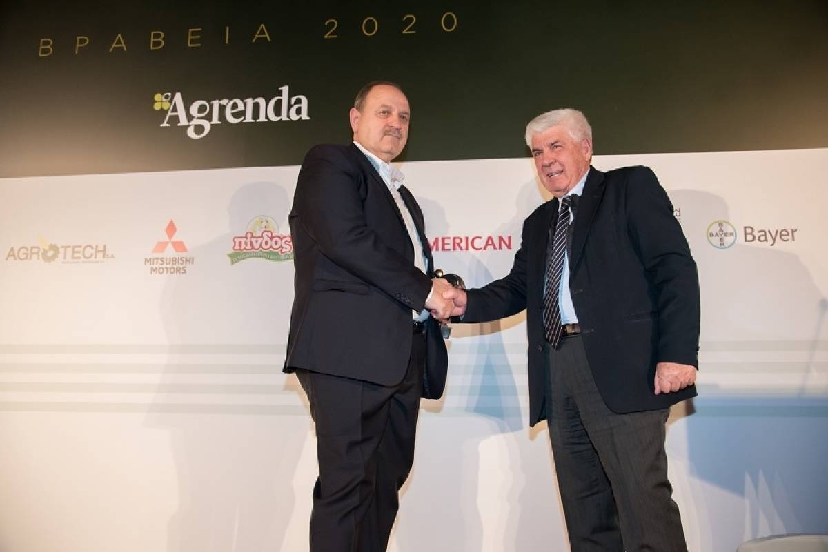 Διάκριση «Αγρότης της Χρονιάς» στον Γενικό Διευθυντή της ΠΙΝΔΟΣ