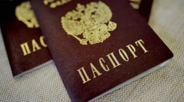 "Πονοκέφαλος" για τον ελληνικό τουρισμό η ουκρανική κρίση- "Αγκάθι" οι ενδεχόμενες ευρωπαϊκές κυρώσεις στη χορήγηση βίζας στους Ρώσους