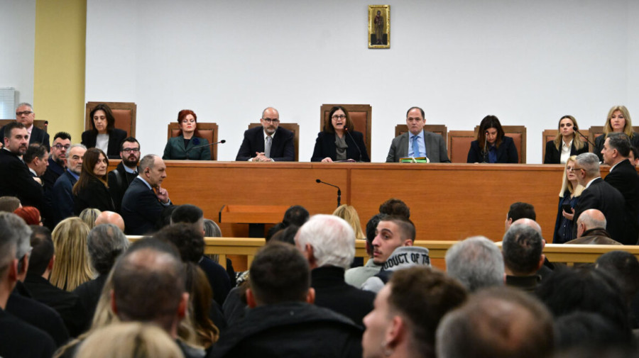 Σκηνικό έντασης στη δίκη για τα Τέμπη – Στις 7 Σεπτεμβρίου η συνέχεια