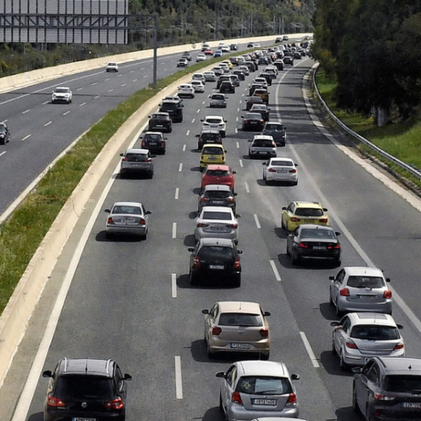 Σε εξέλιξη η επιστροφή των εκδρομέων του Πάσχα - Περισσότεροι από 660.000 οδηγοί αναμένεται να γυρίσουν στο Λεκανοπέδιο