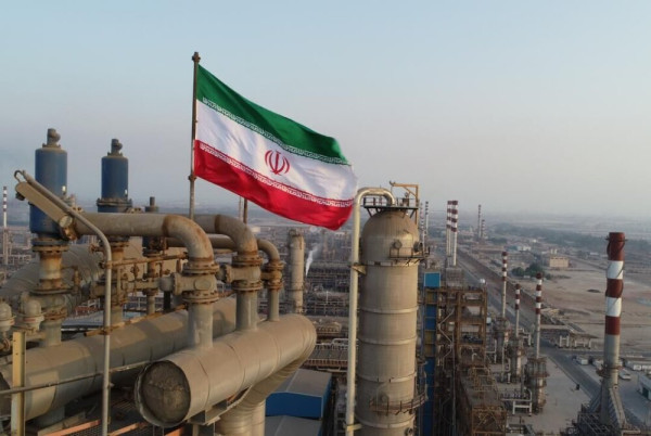 Ιράν: Αυξάνει την ημερήσια παραγωγή πετρελαίου σε 4 εκατ. βαρέλια