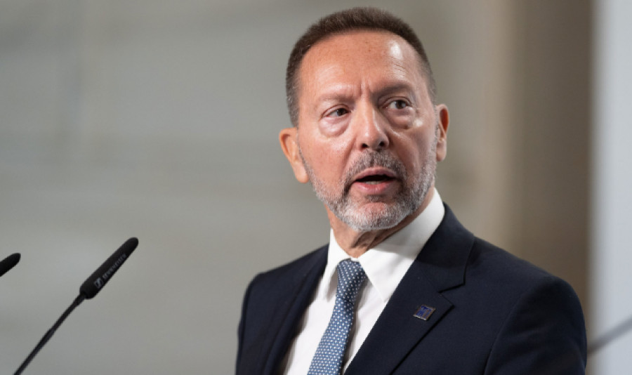 Στουρνάρας: Εγκαινίασε την έκθεση «Διαδρομές στην τέχνη» στη Δημοτική Πινακοθήκη Χανίων