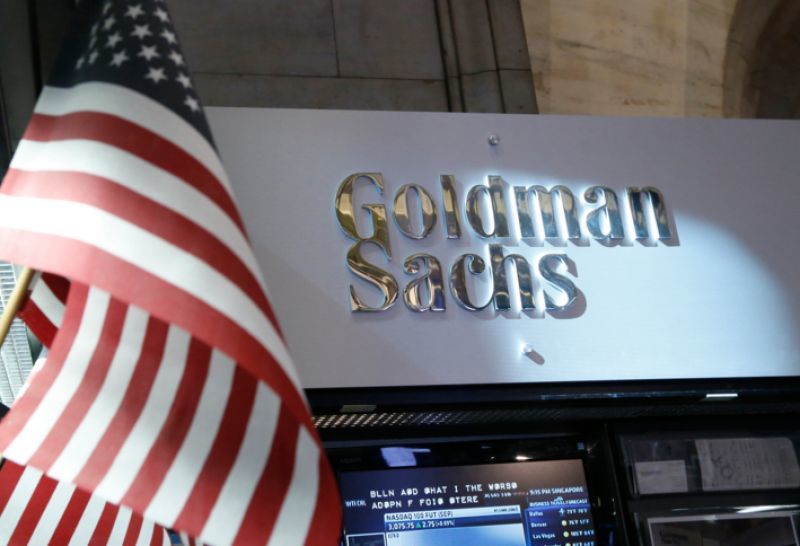 Απόλυτη ισοτιμία ευρώ-δολαρίου "βλέπει" η Goldman Sachs