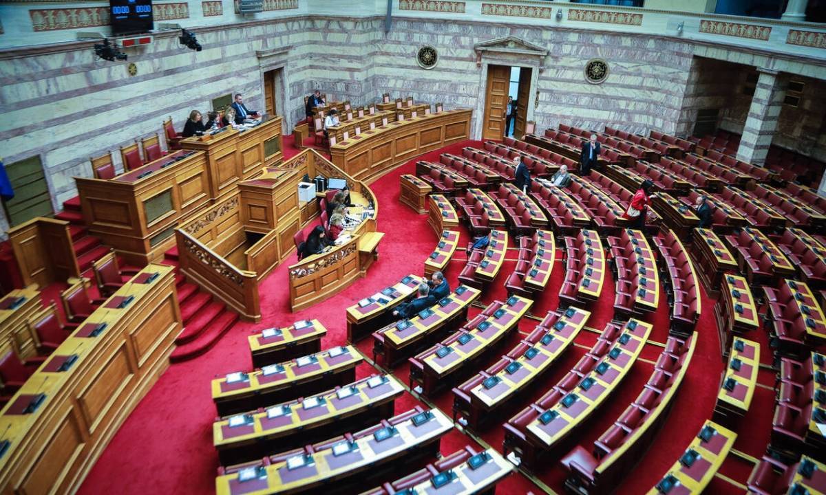 Ποιες διατάξεις πέρασαν στην επόμενη φάση της αναθεώρησης