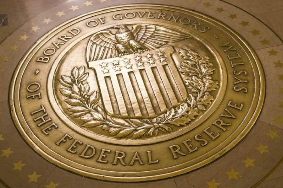 Fed: Αμετάβλητα τα επιτόκια-Υποχώρηση κινδύνων