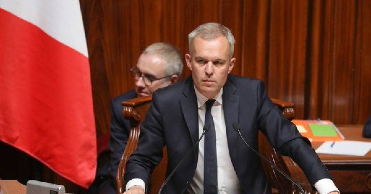Μίνι ανασχηματισμός της κυβέρνησης Μακρόν, μετά τις παραιτήσεις