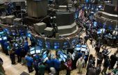 Ήπια άνοδος για τους δείκτες της Wall Street