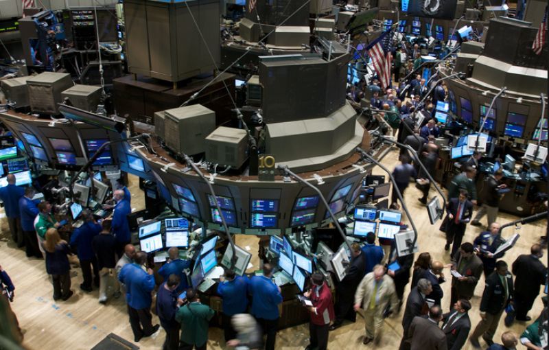 Ήπια άνοδος για τους δείκτες της Wall Street