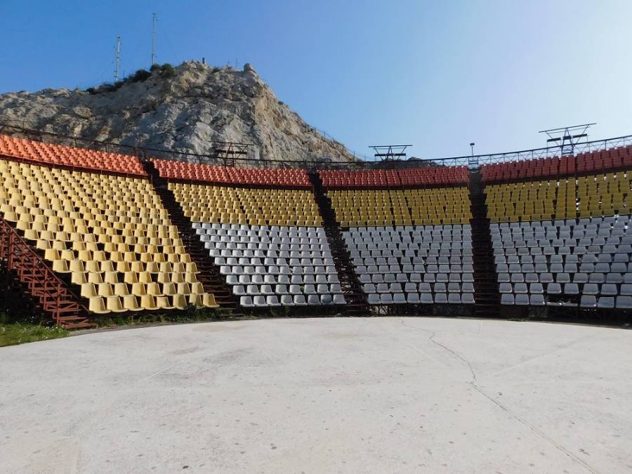Περιφέρεια Αττικής: «Πράσινο φως» για την αποκατάσταση του Θεάτρου Λυκαβηττού