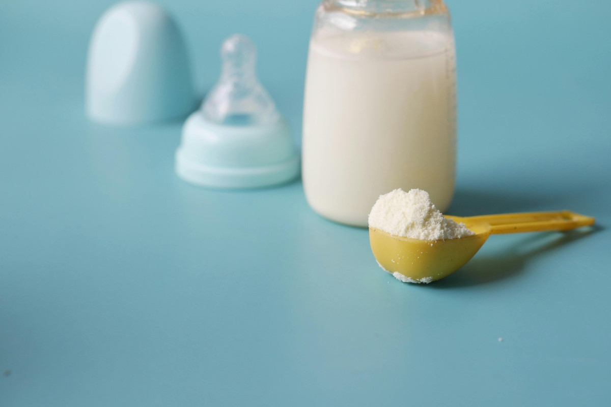 Γάλλοι εισαγγελείς ερευνούν Nestlé και Danone για μολυσμένο βρεφικό γάλα - Τα τελευταία νέα
