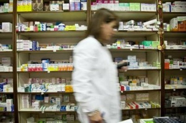Κυρώσεις για τους φαρμακοποιούς που δεν προτείνουν φθηνά φάρμακα