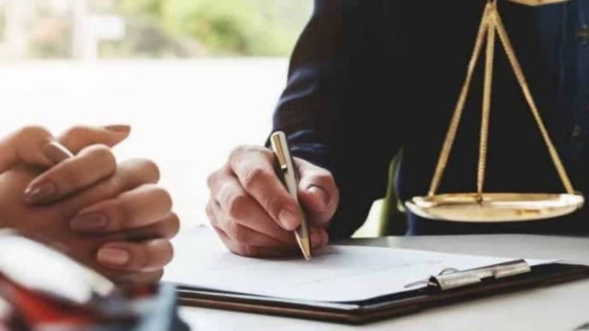 Αποχή μέχρι τις 26 Ιανουαρίου για τους συμβολαιογράφους