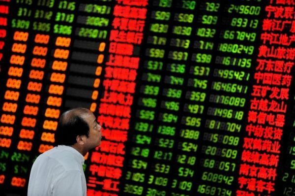 Βουτιά άνω του 4% στο κινεζικό χρηματιστήριο