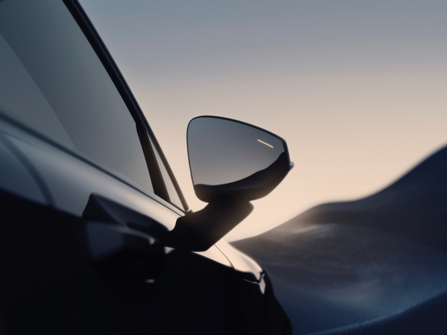 Το νέο μικρό, αμιγώς ηλεκτρικό Volvo EX30 αναβαθμίζει την ασφάλεια στην πόλη σε επόμενο επίπεδο