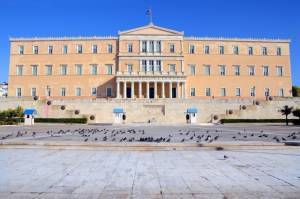 Γραφείο Προϋπολογισμού της Βουλής: Προβλέπει ανάπτυξη πάνω από 2%