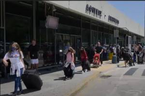 Εξαιρετικά υψηλές αφίξεις το πρώτο δεκαήμερο σε Κυκλάδες και Δωδεκάνησα