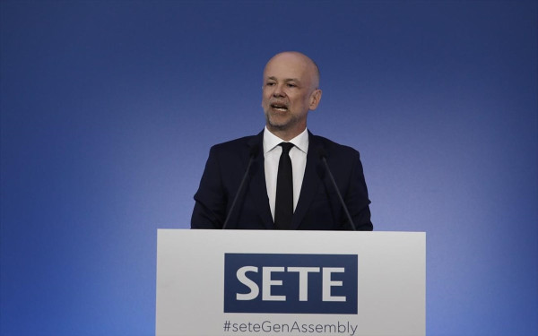 ΣΕΤΕ: Μέτρα για ν'αντέξουν οι τουριστικές επιχειρήσεις το ενεργειακό κόστος