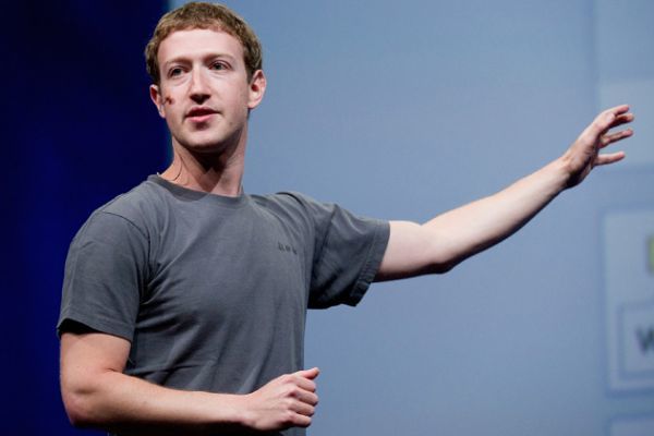 Zuckerberg: Εκτοξεύεται οικονομικά ο Mr Facebook