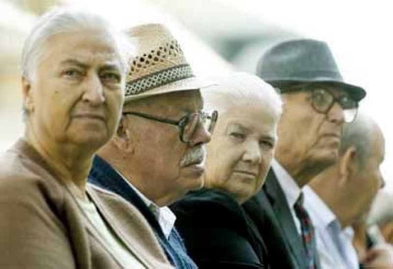 Αυστηρότερες προϋποθέσεις στερούν το ΕΚΑΣ από 15.000 συνταξιούχους
