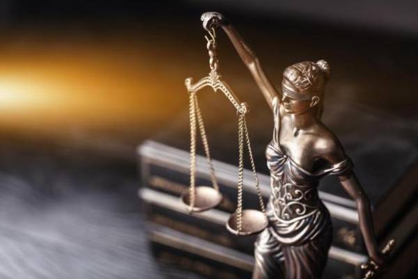 Πού αλλού; Στην Ελλάδα η πιο... αργή Δικαιοσύνη στην ΕΕ