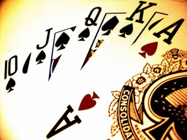 Σκληρό πόκερ στο Μαξίμου – Το δίλημμα των εταίρων