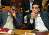 "Ζάλη" στην κυβέρνηση φέρνει το κρασί