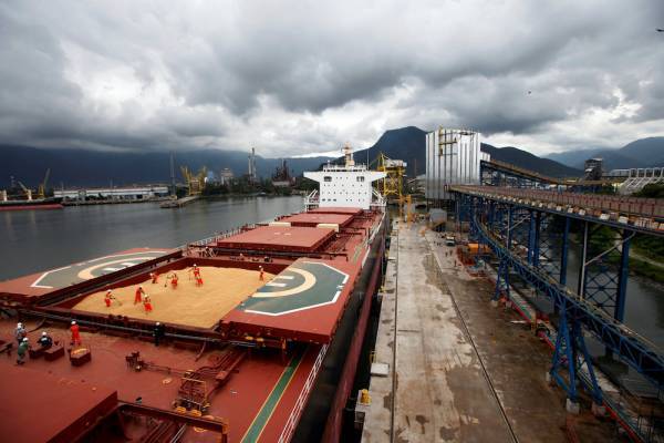 Ρεκόρ αναμονής για τα bulk carriers λόγω συμφόρησης