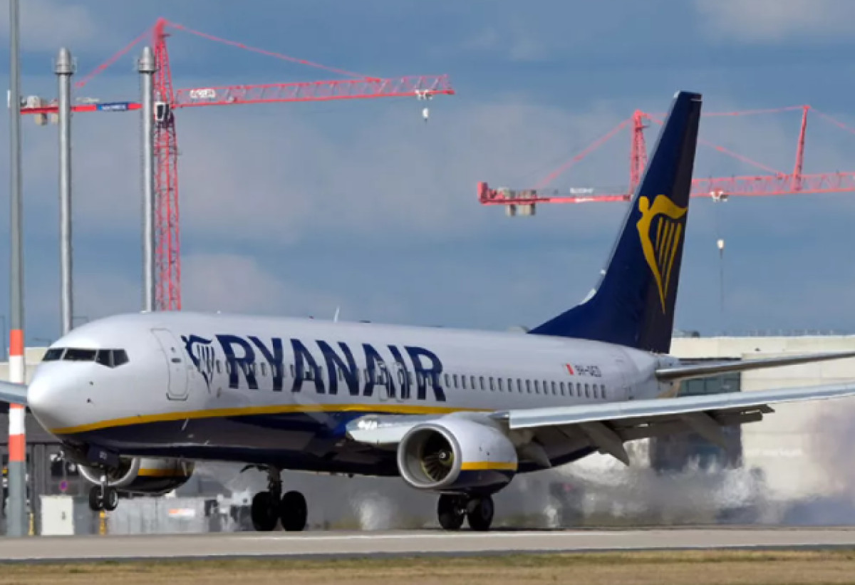 Ισπανία: Φωτιά σε αεροσκάφος της Ryanair - 18 τραυματισμοί