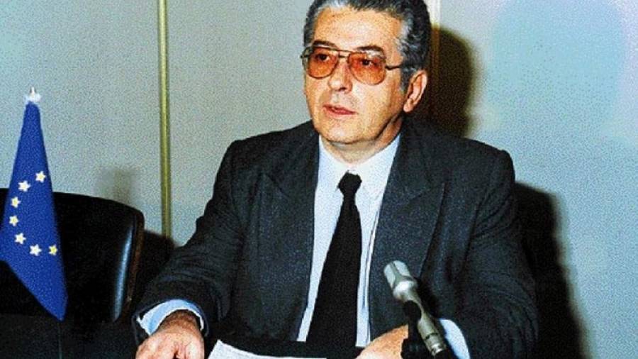 Πέθανε ο δημοσιογράφος και πρώην υπουργός Γ. Αναστασόπουλος