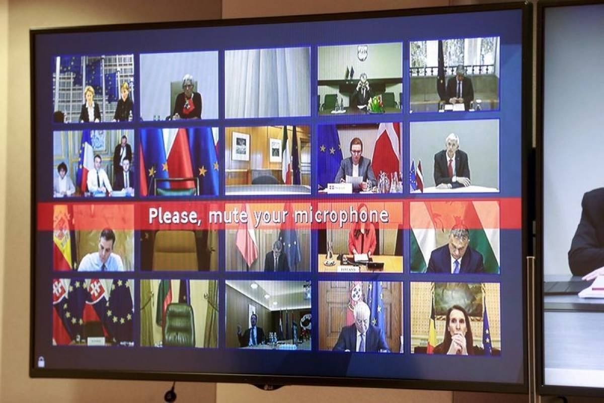 Η Μέρκελ στηρίζει «πακέτο ανάκαμψης» μαμούθ-Η ένσταση Μακρόν, Σάντσες