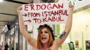 &quot;Γυμνή&quot; διαδήλωση Femen στην Κωνσταντινούπολη