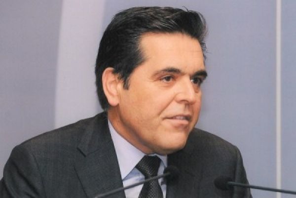 "Ράβε ξήλωνε" στην Παιδεία: Αλλάζει ο τρόπος προαγωγής των μαθητών Λυκείου