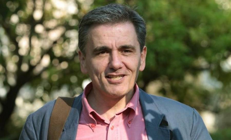Ο Τσακαλώτος που δεν μιλάει (αλλά τον εντοπίσαμε σε κρυφό ραντεβού...)